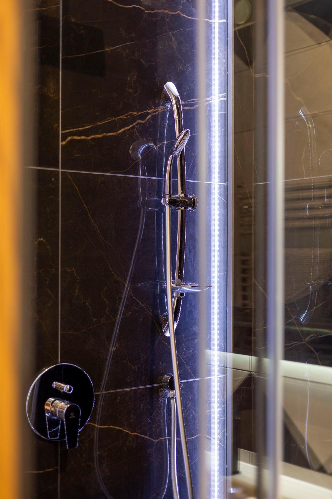 Luxury Royal Central Apartment By Prestige Homes Budapest Eksteriør bilde